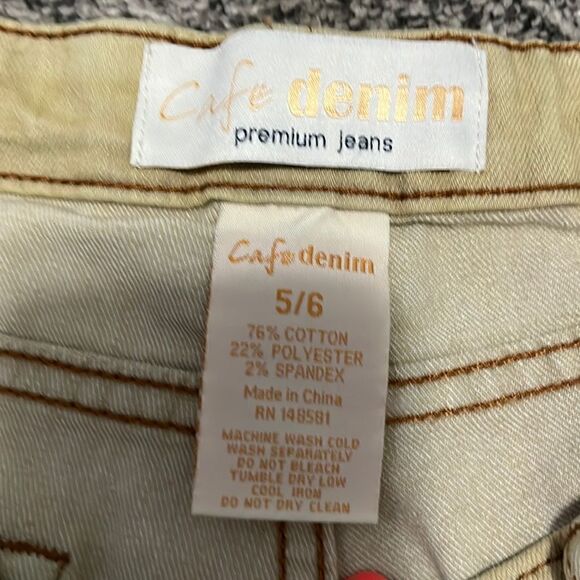 Cafe Denim Jean Shorts - 5/6 - Picture 3 of 4